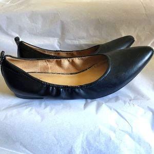 Naturalizer Black Erin shoes, size 11